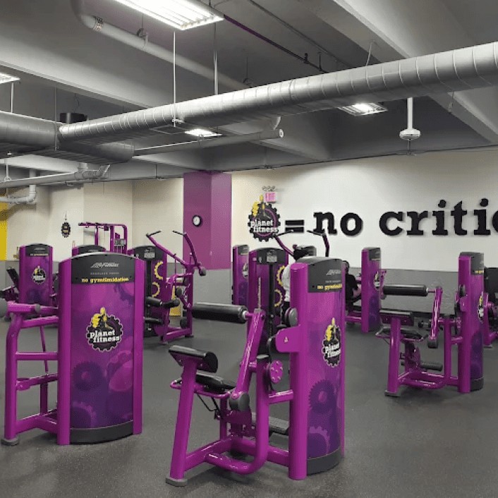 US_Gyms_PlanetFitnessBrooklyn(rockawayAve.)_1