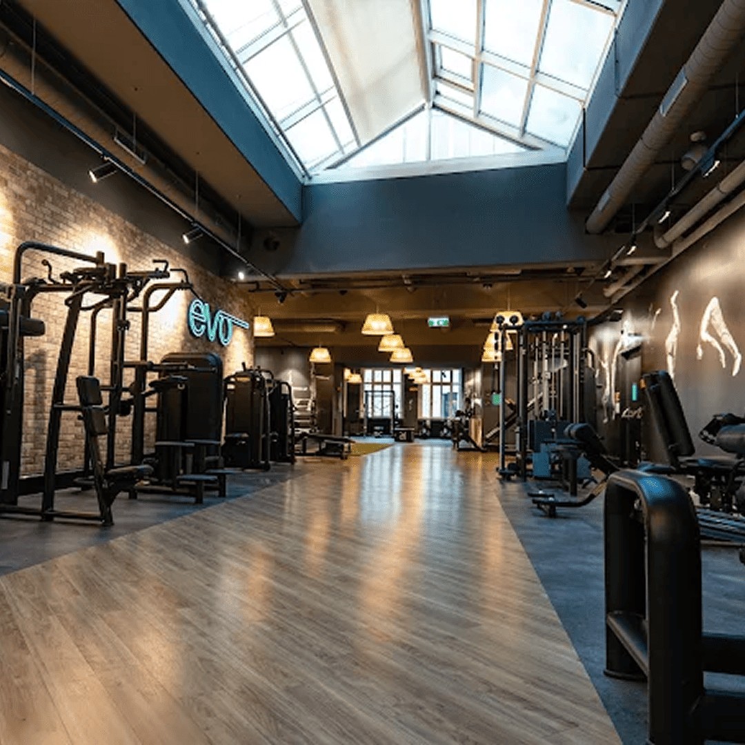AT_Gyms_EvoFitnessWienMariahilferstrasse_1