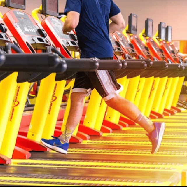 US_Gyms_RetroFitnessTottenville_1