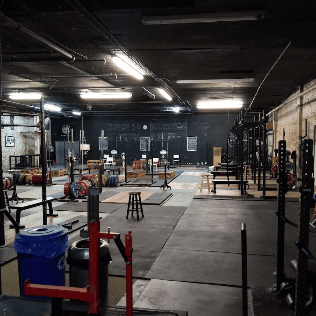 US_Gyms_MurderOfCrowsBarbellAndFitness_1