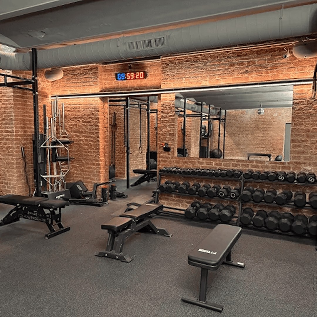 AT_Gyms_CrossfitTownWall_1