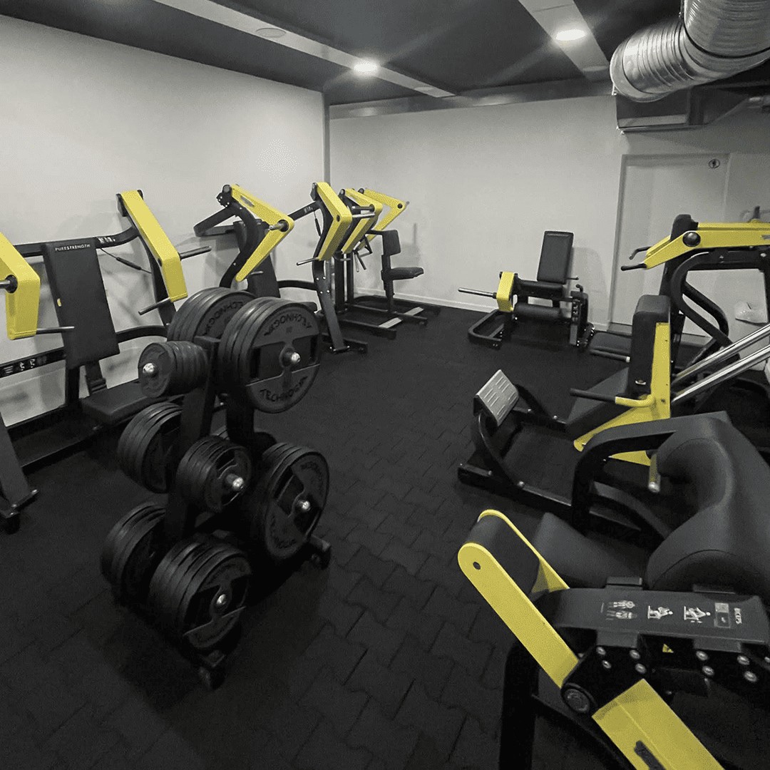HR_Gyms_AtomicGymSplit_1