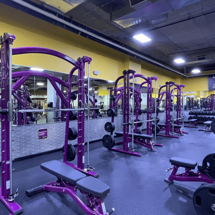 US_Gyms_PlanetFitnessBrooklyn(bedStuy)_1
