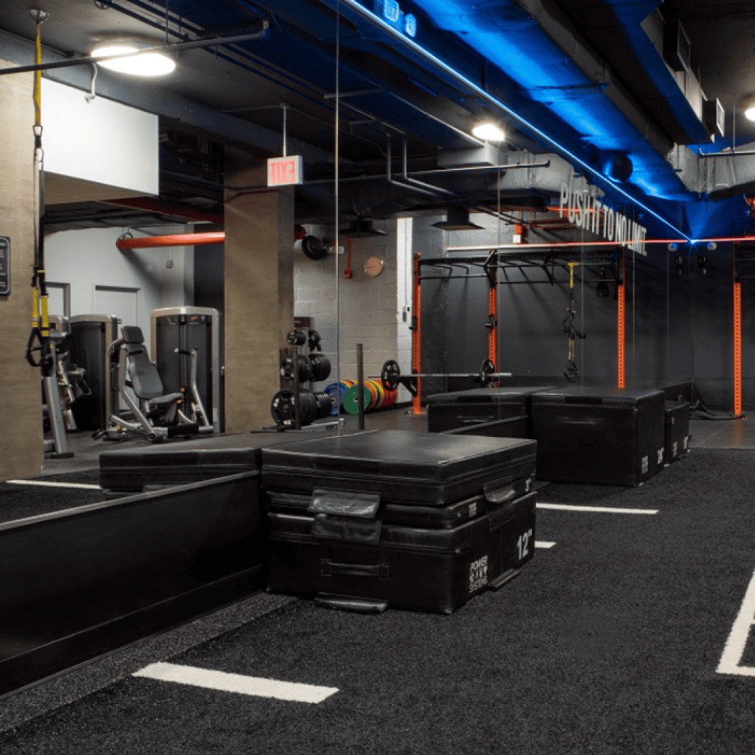 US_Gyms_CrunchFitness66thStreet_1