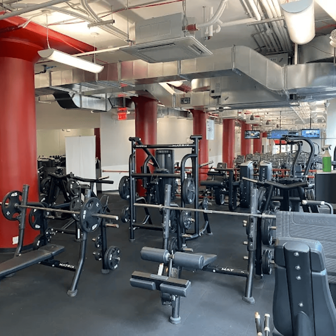 us_Gyms_PowerhouseGymLongIslandCity_1