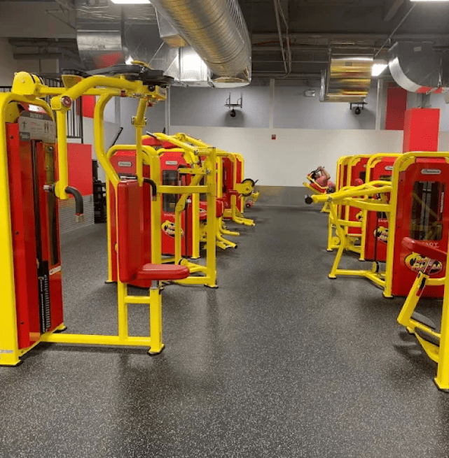 us_Gyms_RetroFitnessQueensVillage_4