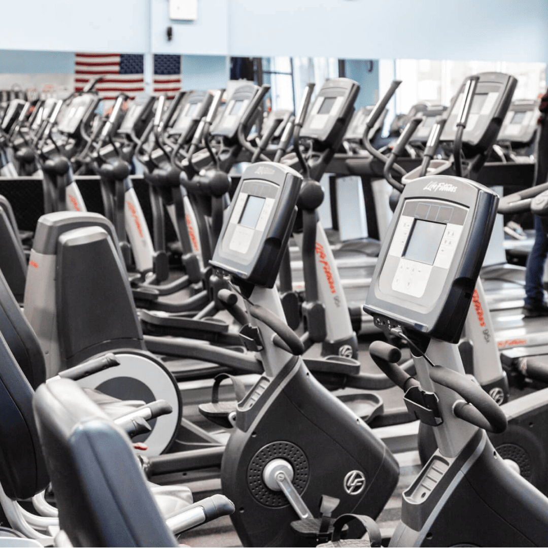 us_Gyms_PowerhouseGymBayside_0