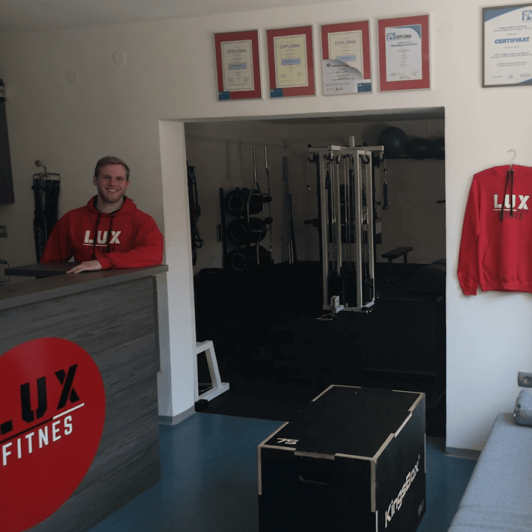 si_Gyms_LuxFitnes_1