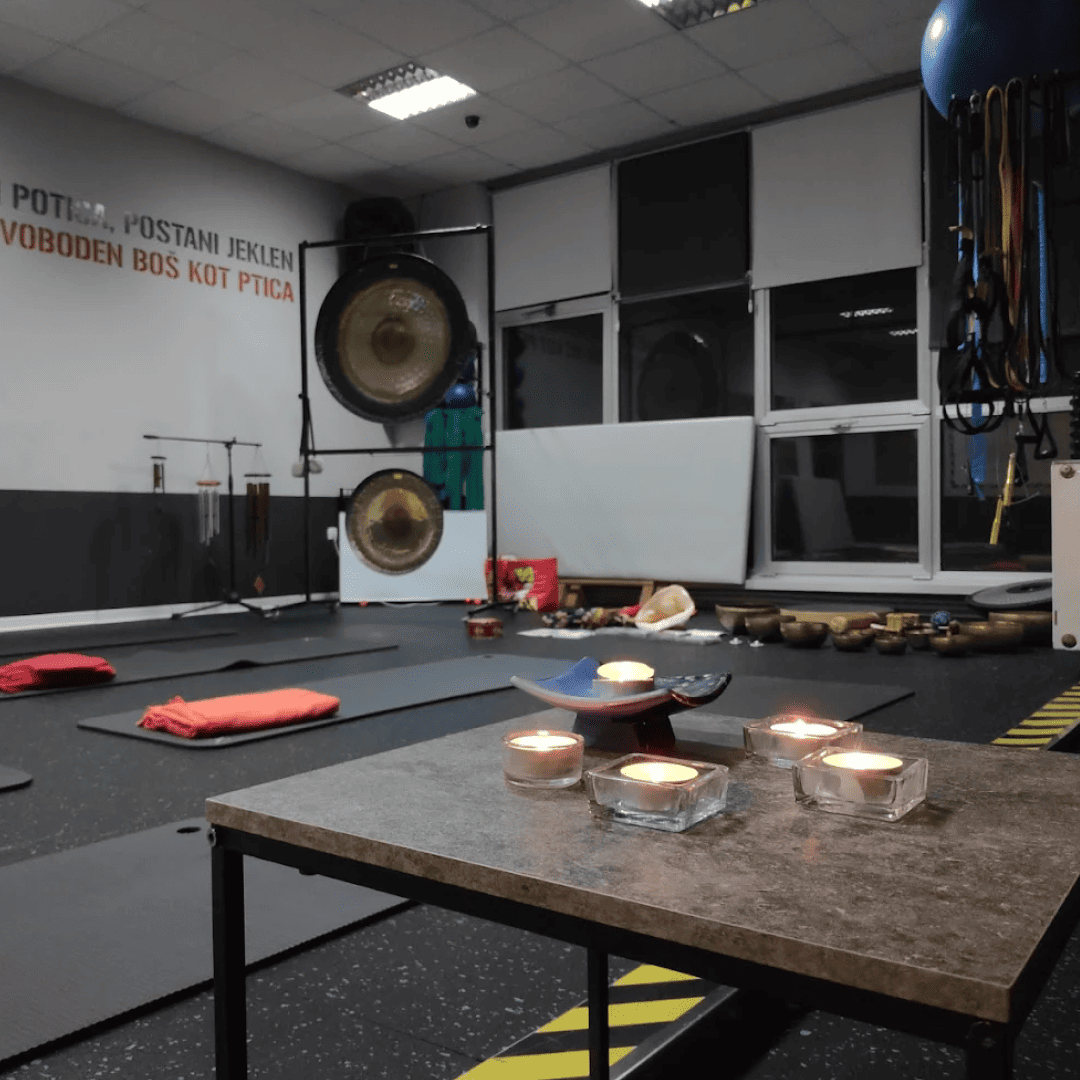 si_Gyms_JeklarnaVrhnika_2