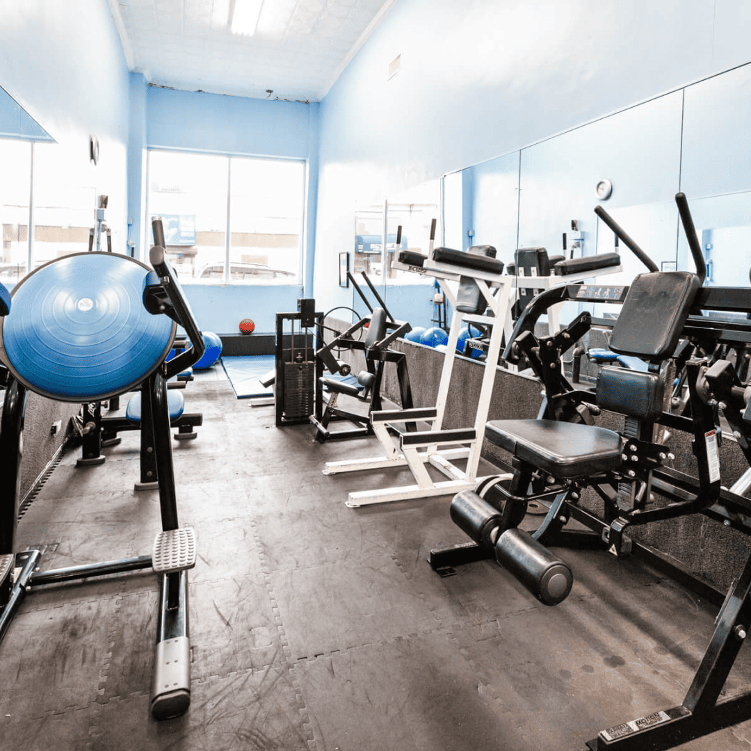 us_Gyms_PowerhouseGymBayside_1