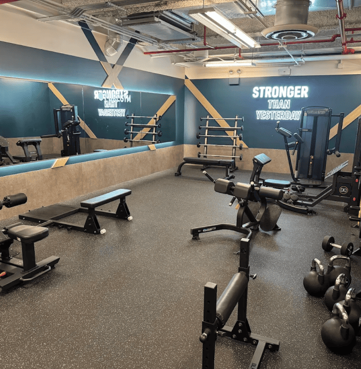 us_Gyms_PureGymEast54thSt._5