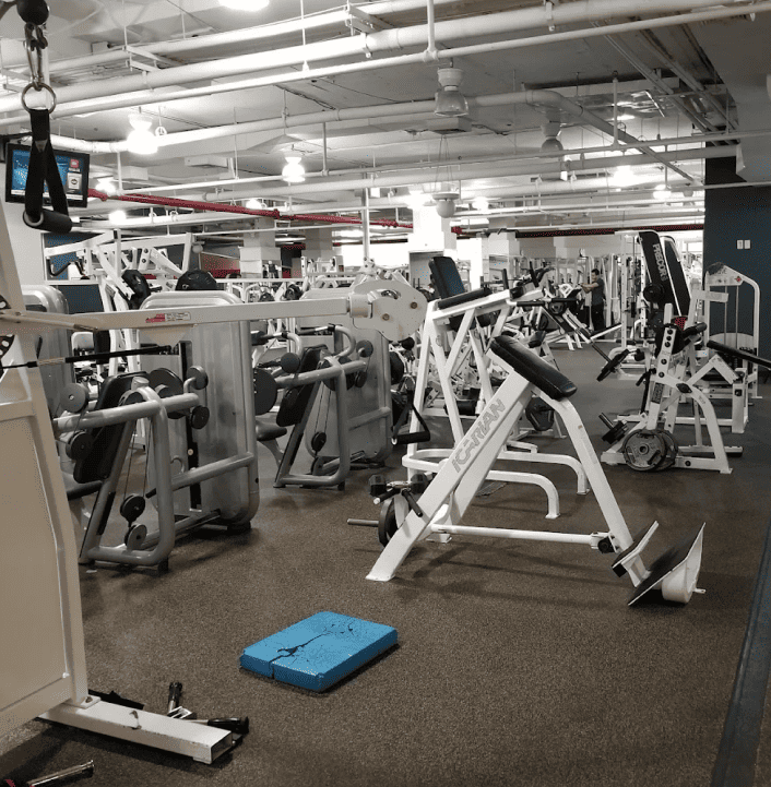 us_Gyms_NewYorkSportsClubsW16thSt_1
