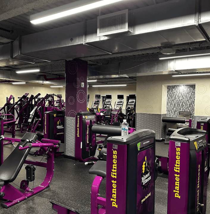us_Gyms_PlanetFitnessBrooklyn(bedStuy)_6