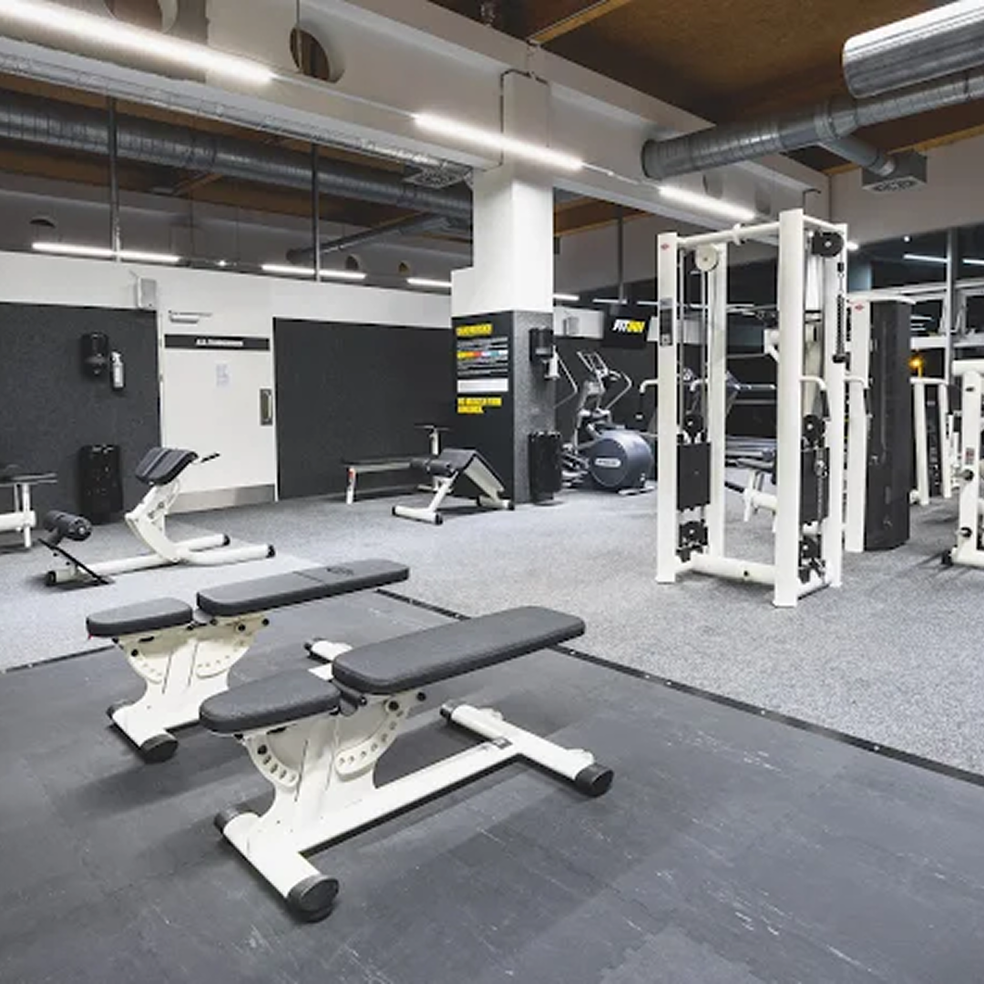 undefined_Gyms_FitinnFitnessstudio22GewerbeparkStadlau_1