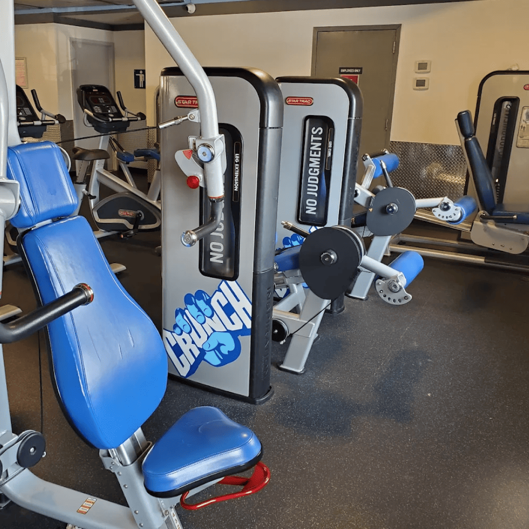 us_Gyms_CrunchFitnessCrownHeights_2