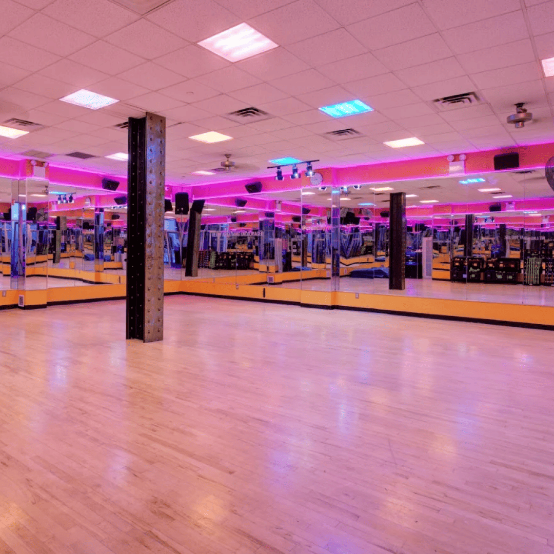 us_Gyms_CrunchFitness54thStreet_4