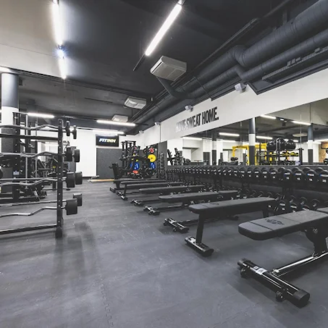 undefined_Gyms_FitinnFitnessstudio1Schwedenplatz_4