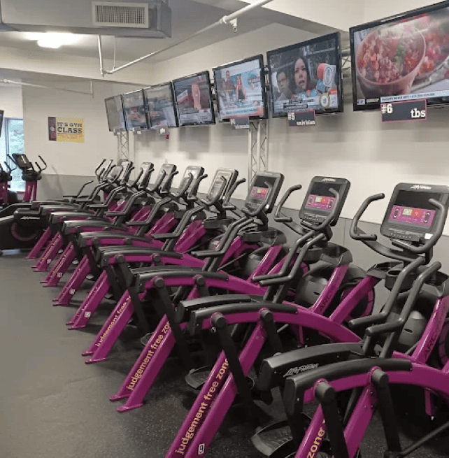 us_Gyms_PlanetFitnessBronx(fordhamRd)_3