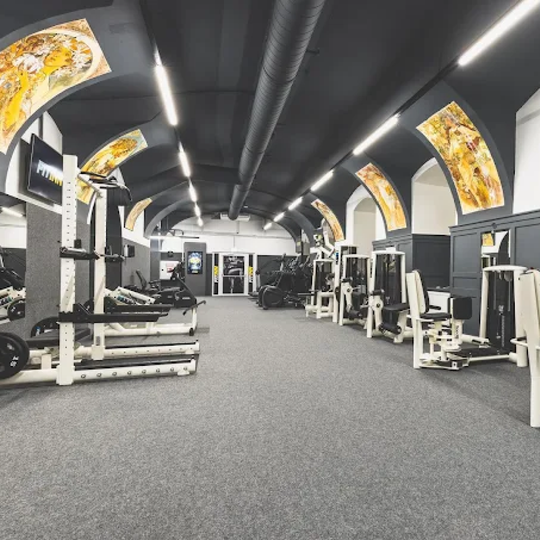 undefined_Gyms_FitinnFitnessstudio1Schwedenplatz_0