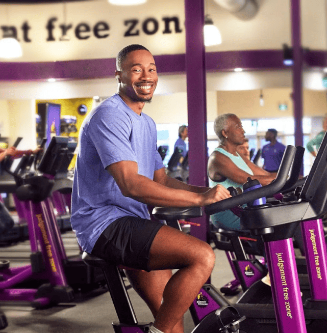 us_Gyms_PlanetFitnessBronx(gunHillRd)_4