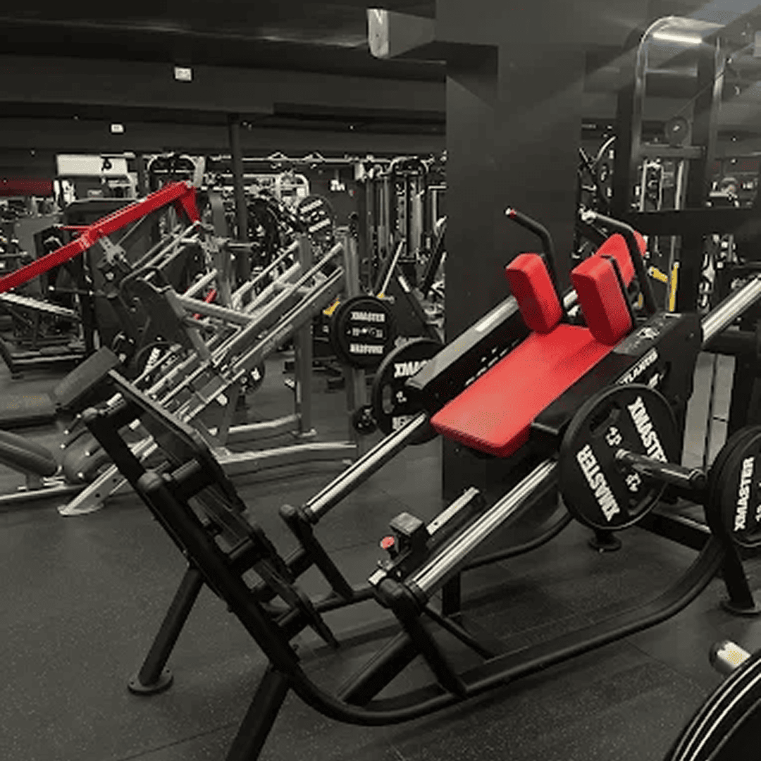 us_Gyms_IronPumpGymBayside_2
