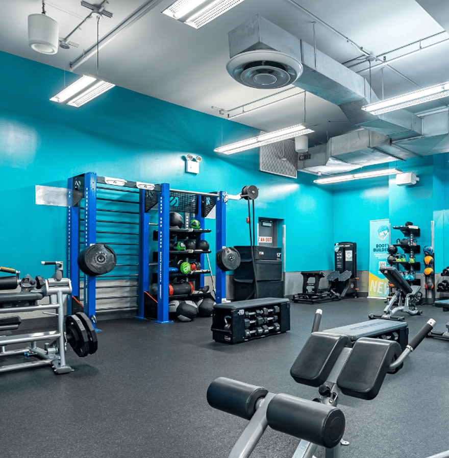 us_Gyms_PureGymGatesAvenue_1