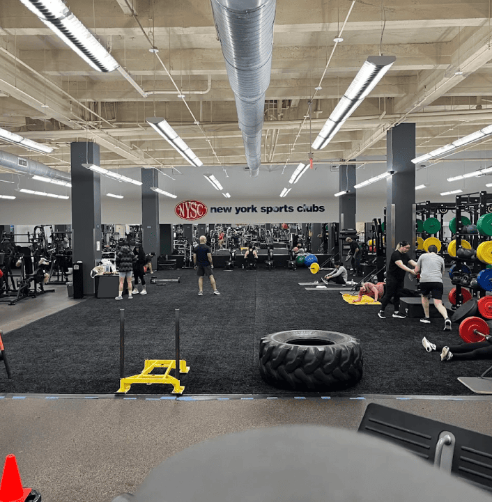 us_Gyms_NewYorkSportsClubsRegoPark_6
