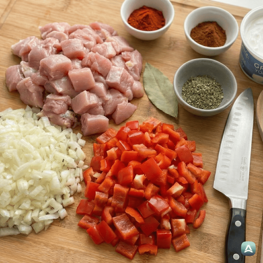 SI_Recipes_KremniPiščančjiPaprikaš_3