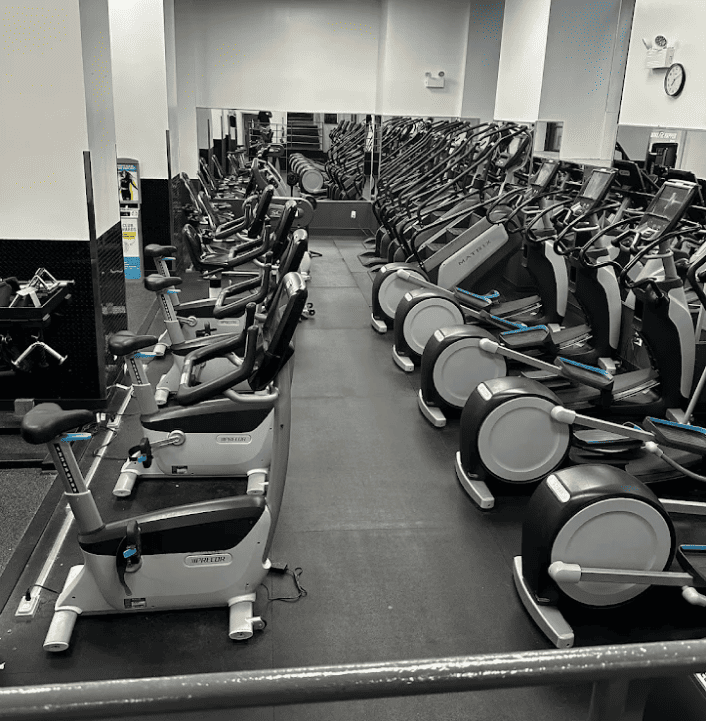 us_Gyms_NewYorkSportsClubsW73rdSt_1