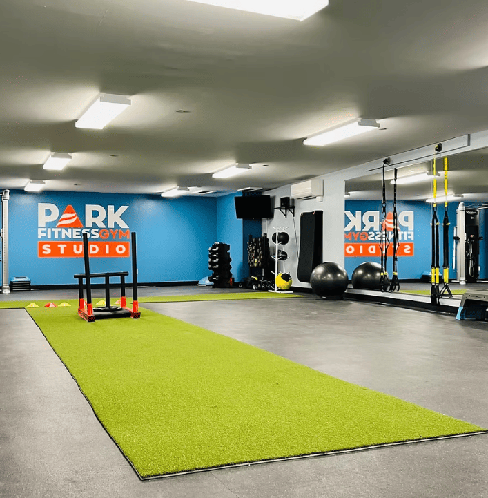 us_Gyms_ParkFitnessGym_1