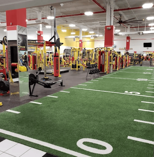 us_Gyms_RetroFitnessQueensVillage_3