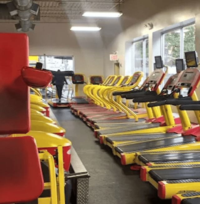 us_Gyms_RetroFitnessBronx(3rdAve)_1