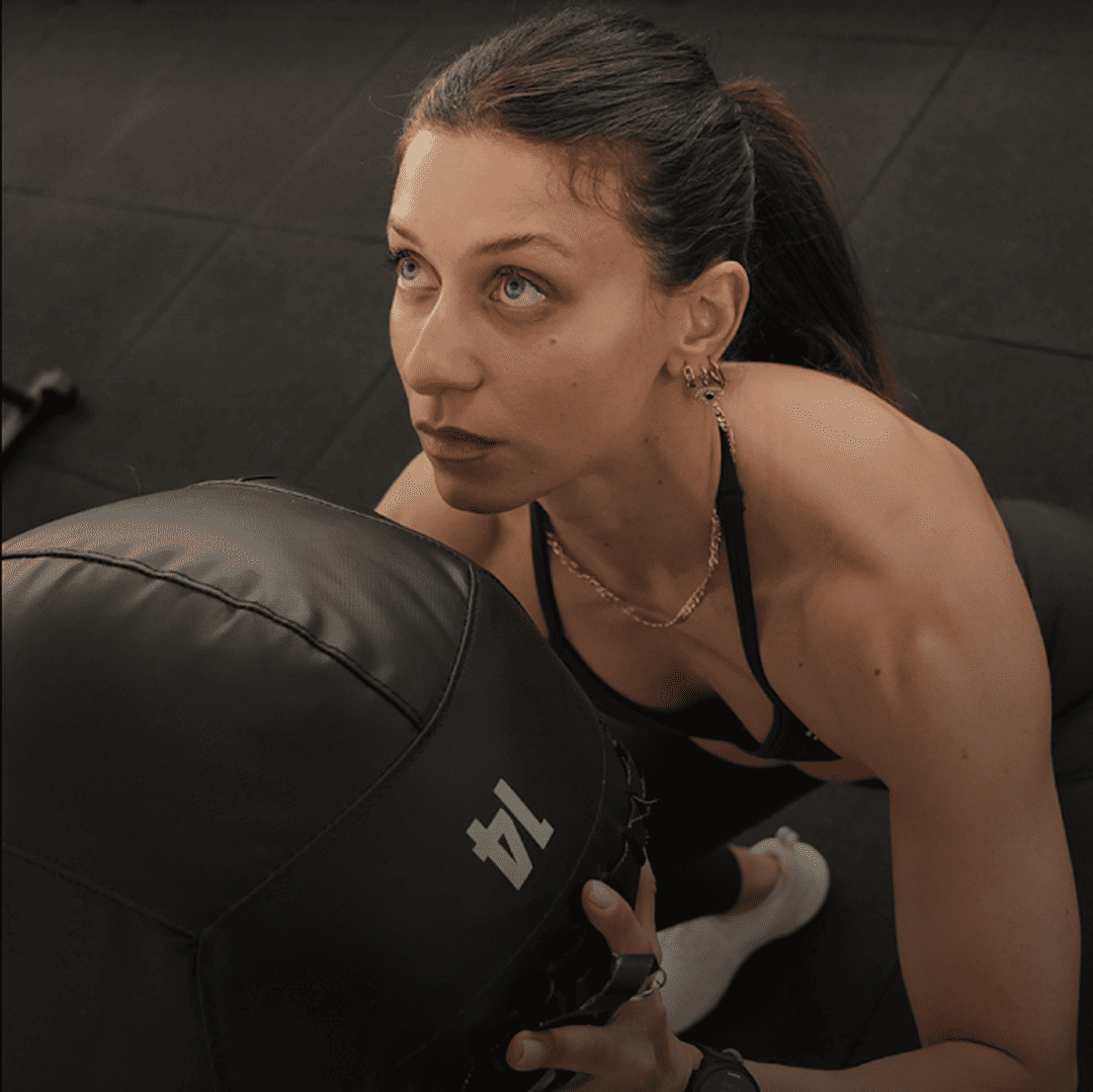us_Trainers_ElenaLymperiFitness_2