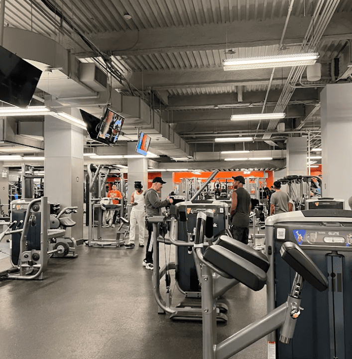 us_Gyms_PureGym125thSt._2