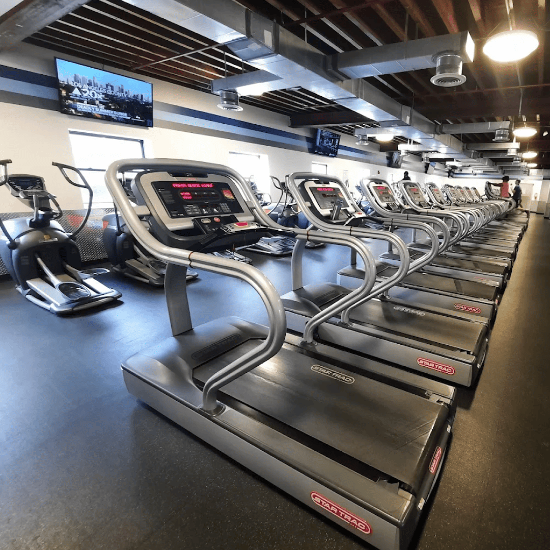 us_Gyms_CrunchFitnessCrownHeights_0