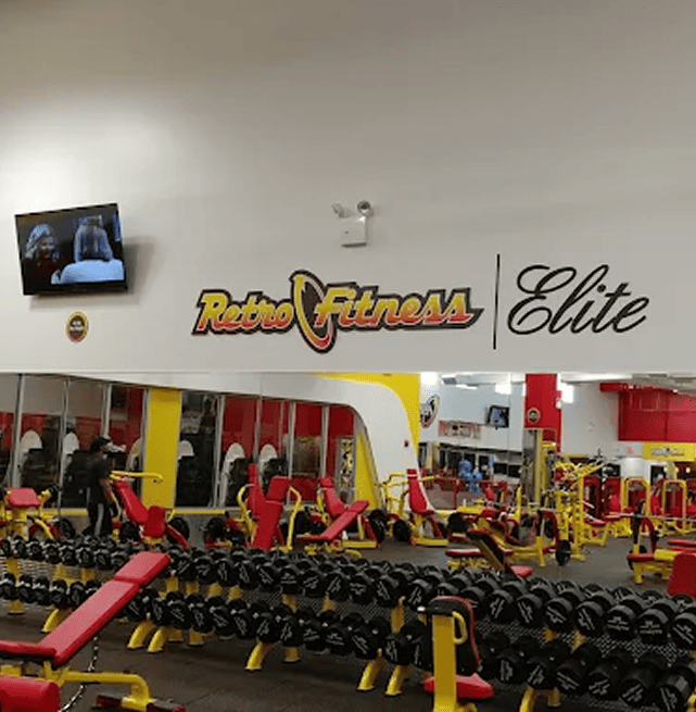 us_Gyms_RetroFitnessForestHills_4