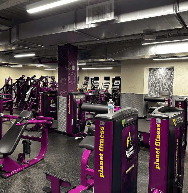 us_Gyms_PlanetFitnessBronx(pelhamBay)_2