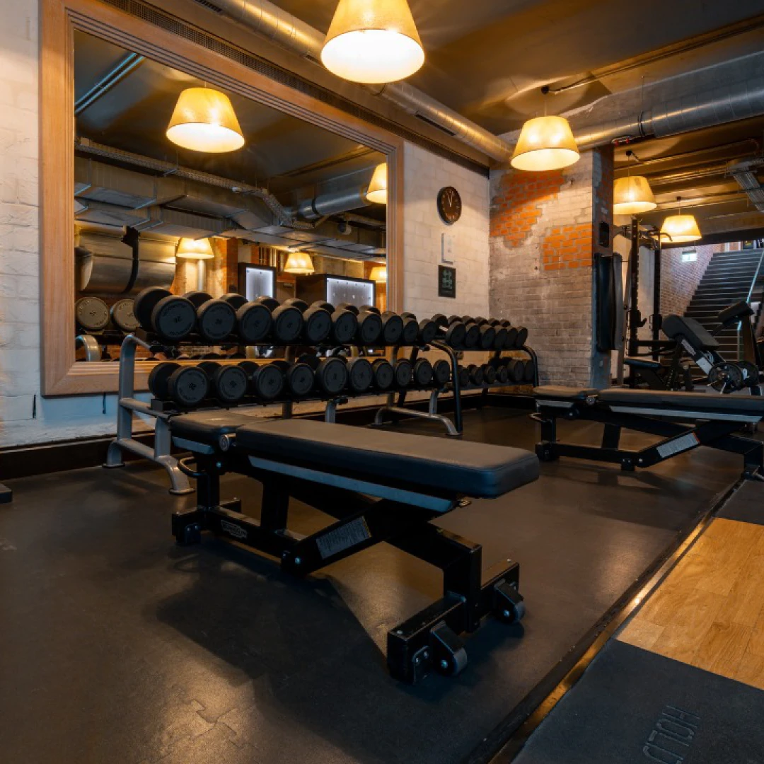 de_Gyms_EvoFitnessBerlinAlexanderplatz_1
