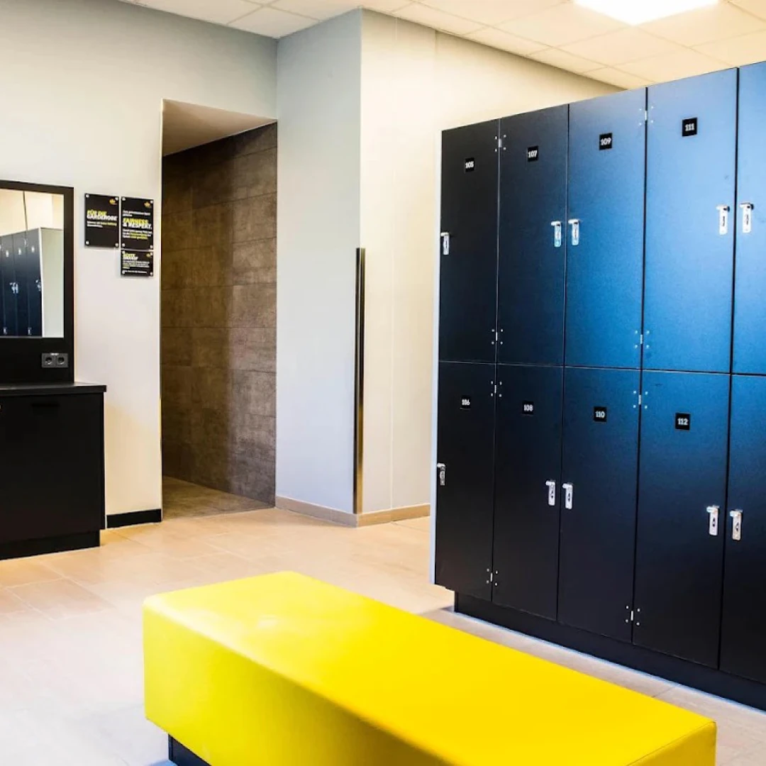 de_Gyms_FitStarFitnessstudioBerlinMoabit_5