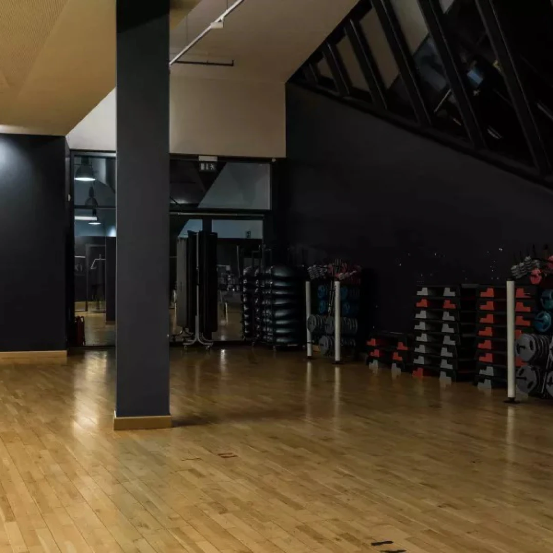 de_Gyms_FitnessFirstBerlinLichterfelde_0