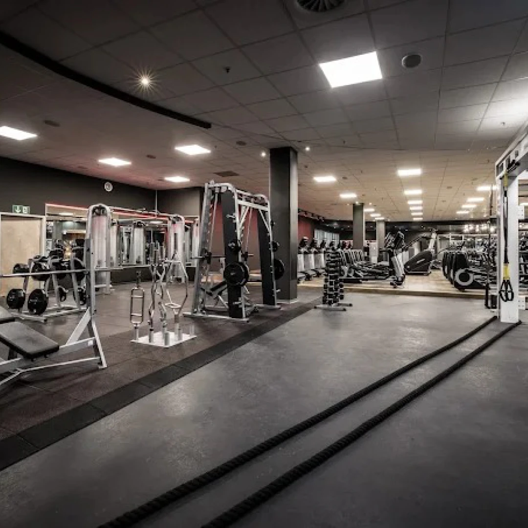 de_Gyms_FitnessFirstBerlinPrenzlauerBerg_2