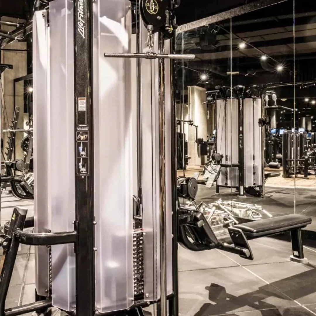de_Gyms_FitnessFirstBerlinSchöneberg_0