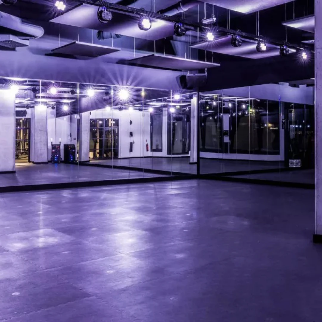 de_Gyms_FitnessFirstBerlinSchöneberg_4