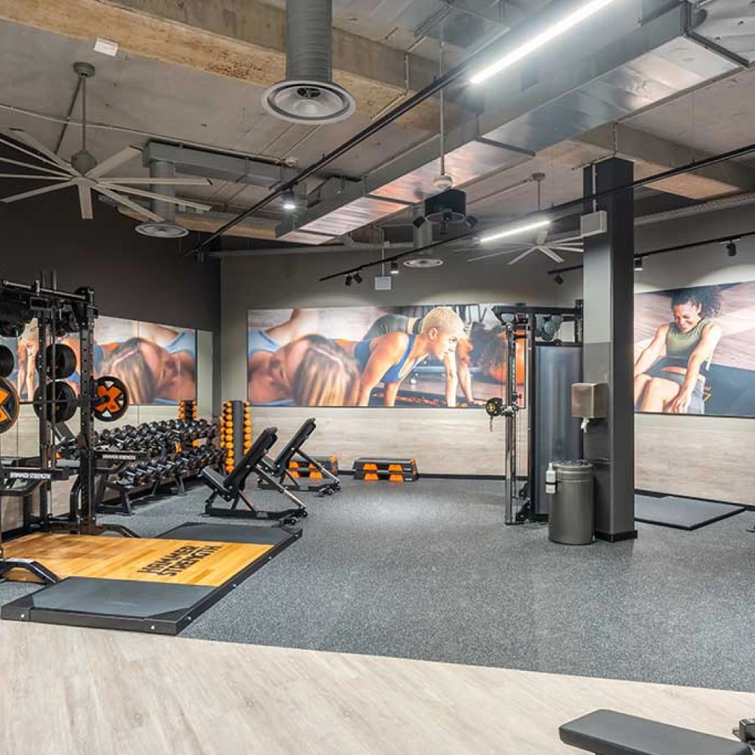 de_Gyms_FitXBerlinLandsbergerAllee_1