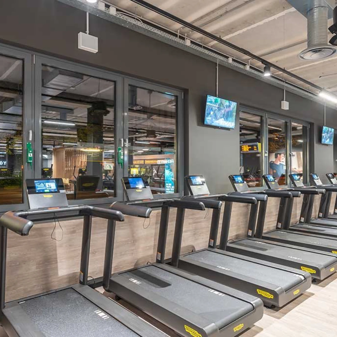 de_Gyms_FitXBerlinLandsbergerAllee_5