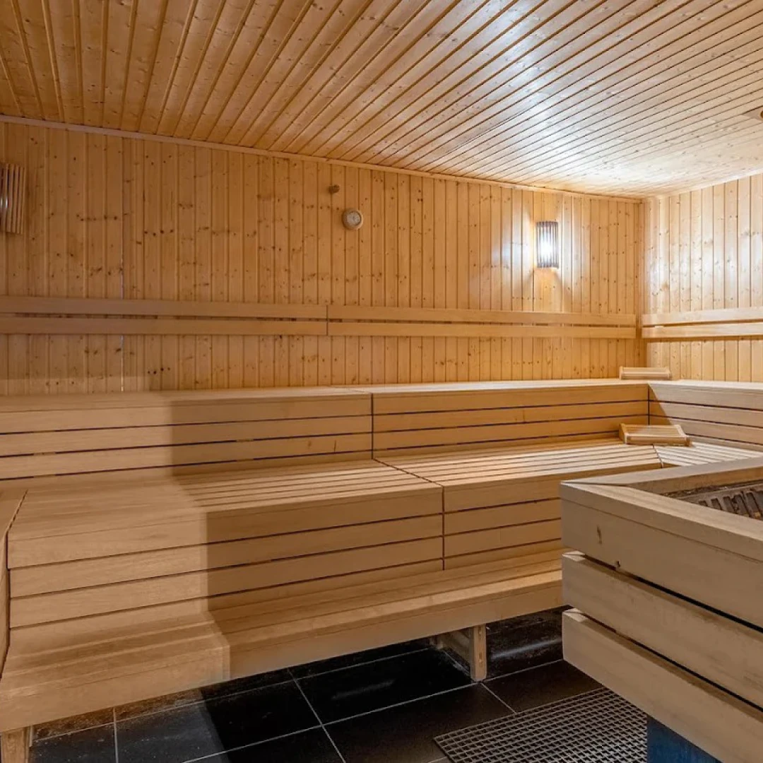 de_Gyms_HolmesPlaceBerlinSchlossstrasse_3
