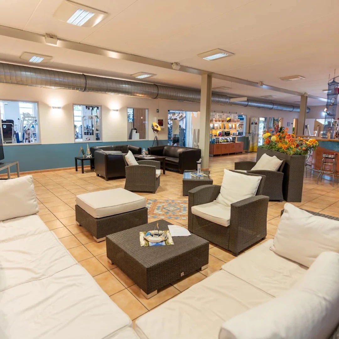 de_Gyms_InjoyBerlinSteglitz_6
