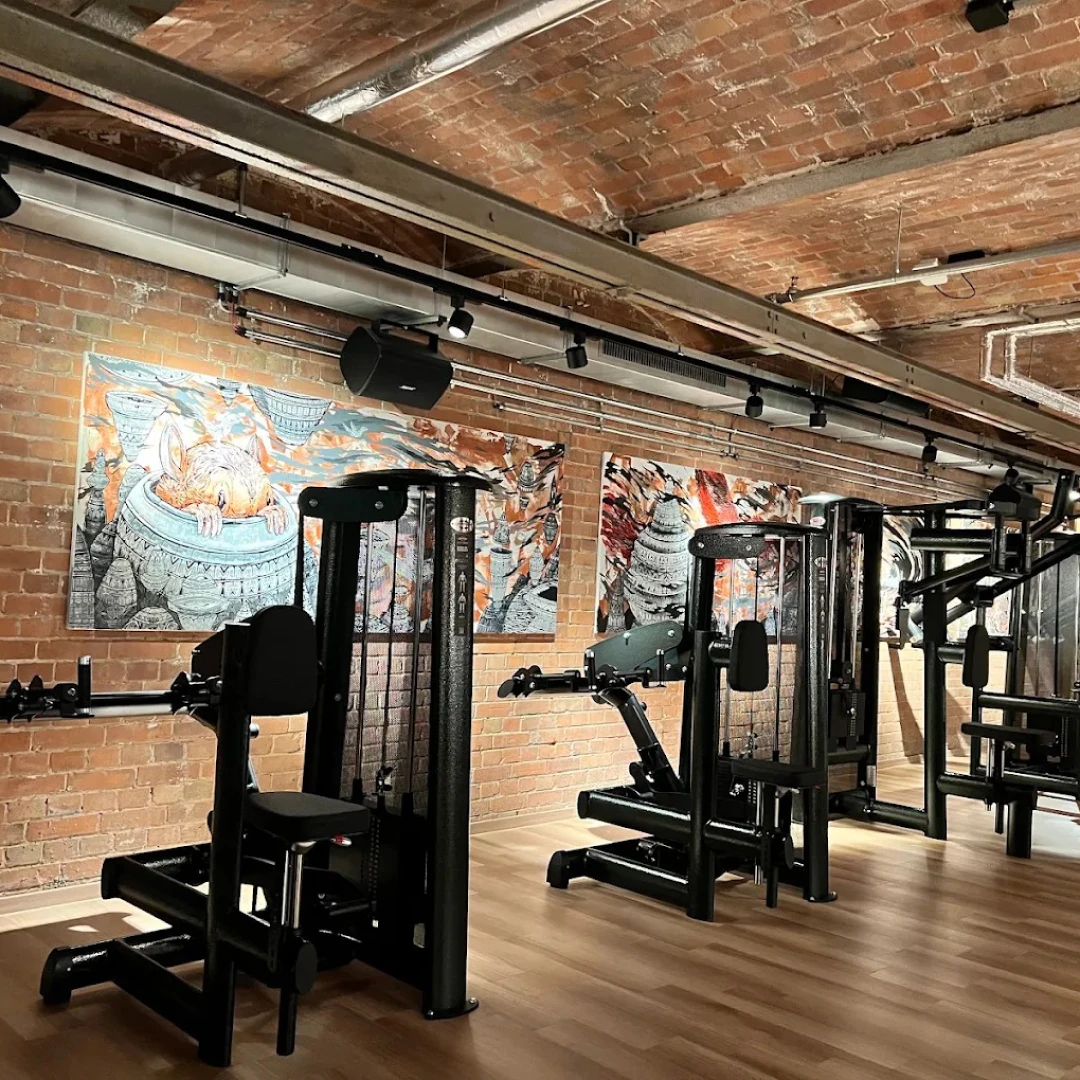 de_Gyms_JohnReedFitnessBerlinBoetzow_0