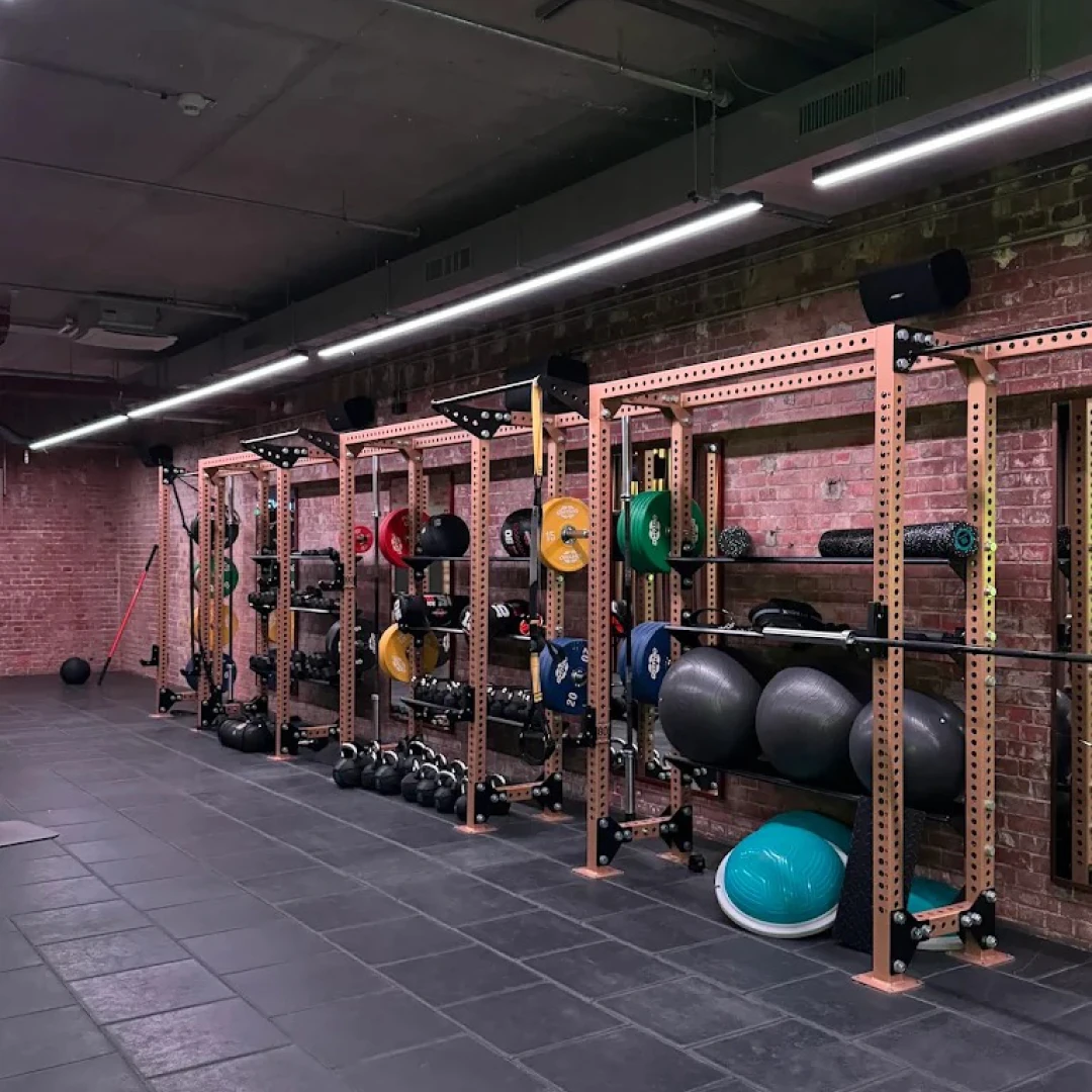 de_Gyms_JohnReedFitnessBerlinBoetzow_2