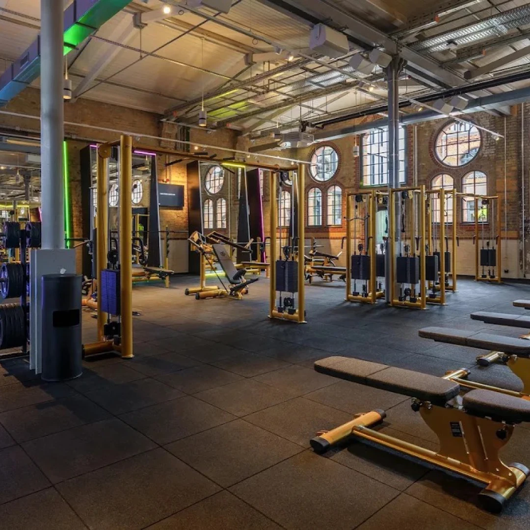 DE_Gyms_JohnReedFitnessBerlinFriedrichshain_1